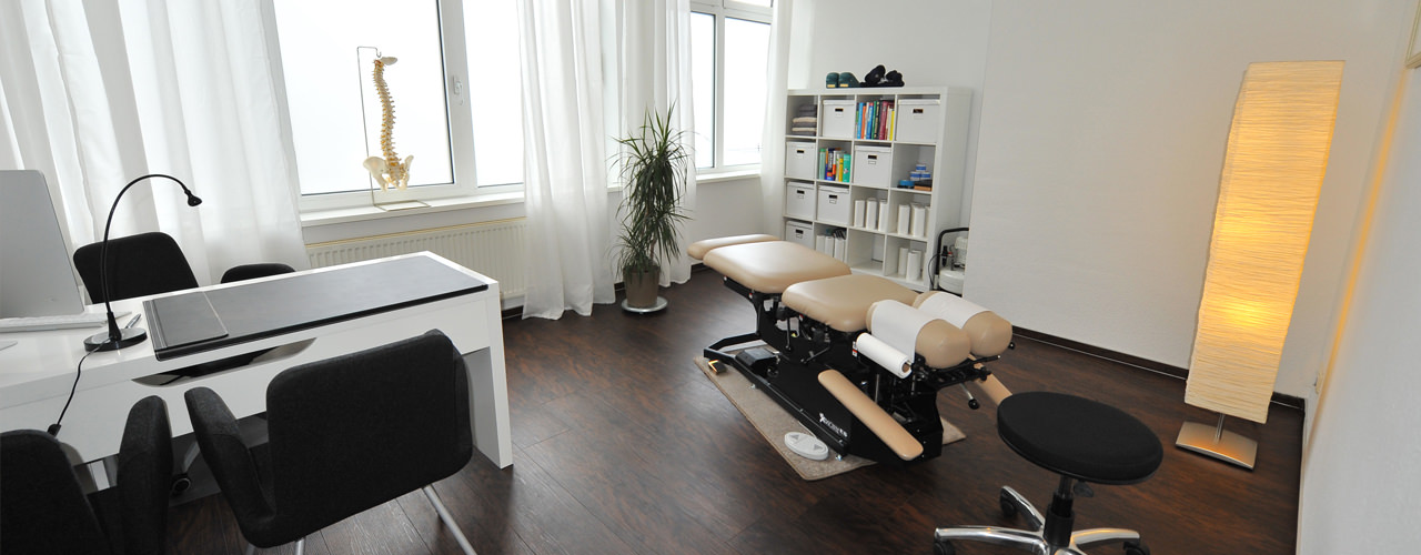 Behandlungszimmer - Chiropraxis Rückenwind